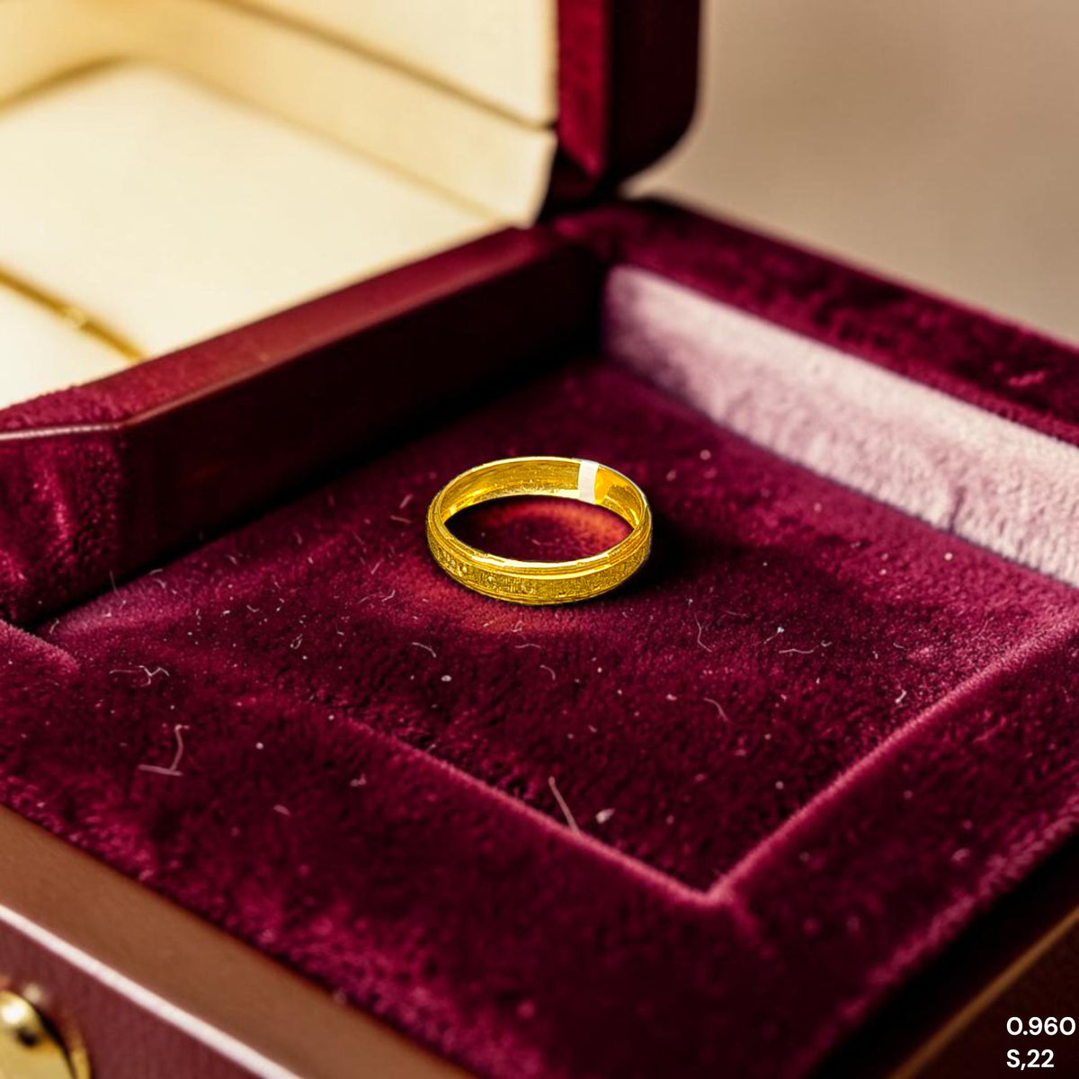 LADIES RING- (XXGK8E)-(SIZE: 22 ) WGT: 0.960 GM APPROX BIS CERTIFIED HUID HALLMARK 9KT GOLD THUMB RING FOR UNISEX 1 PIECE.