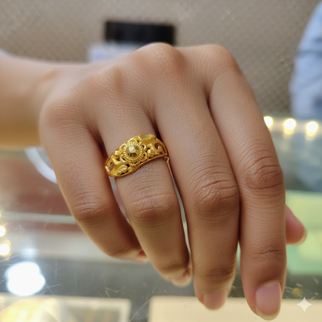 (GLFR9) TRJ (SIZE: 15) WGT: 0.740 GM APPROX BIS CERTIFIED HUID HALLMARK 9KT GOLD FINGER RING FOR WOMEN 1 PIECE FOR REGULAR USE.