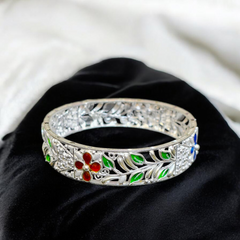 SILVER BANGLES- (SIZE 25) CERTIFIED BIS HALLMARK 925 SILVER CHUR (MANIPUR DESIGN) APPROX WGT: 21.060 GM (1 PIECE) FOR REGULAR USE FOR WOMEN.