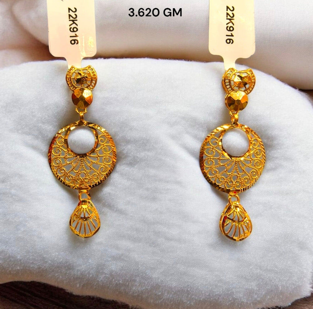 BIS CERTIFIED (TURKISH COLLECTION) WGT: 3.620 GM APPROX HUID HALLMARK 916 22KT GOLD EARRINGS 1 PAIR FOR WOMEN (IMPORTED GOLD JEWELLERY).