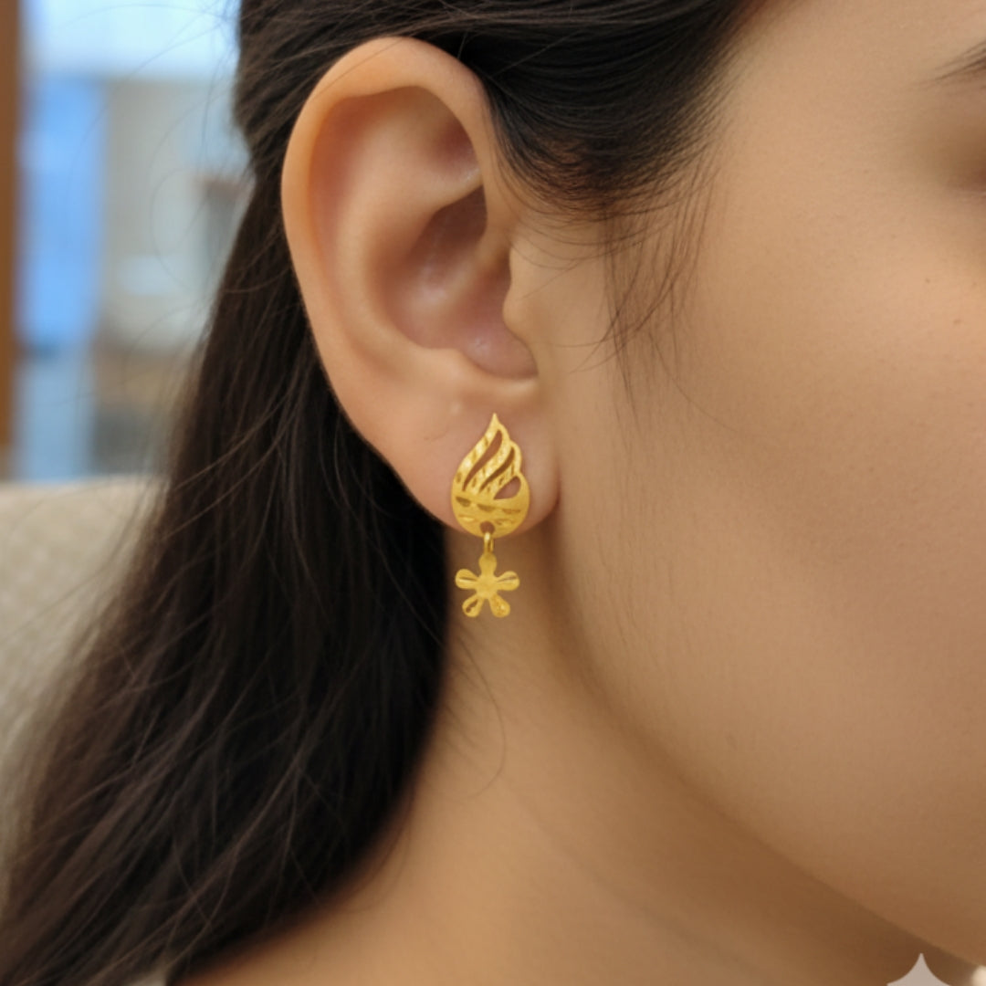 (GSE22) BIS CERTIFIED WGT: 0.460 GM APPROX HUID HALLMARK 916 22KT GOLD TOPS 1 PAIR FOR WOMEN.