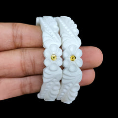 GSB9K- (E5AX9K)-(W9D34Q) (SIZE:25) (WGT: 0.210 GM APPROX) BIS CERTIFIED HUID HALLMARK 375 9KT GOLD SAKHA BADHANO 1 PAIR FOR WOMEN NOT FOR REGULAR USE.