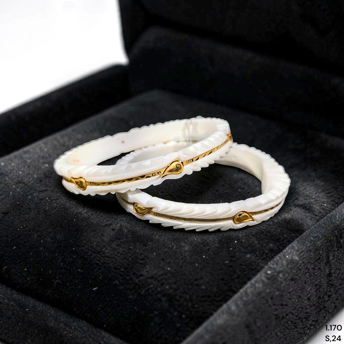 GSB9K- SIZE:24 (WGT: 1.170 GM APPROX) BIS CERTIFIED HUID HALLMARK 375 9KT GOLD SAKHA BADHANO 1 PAIR FOR WOMEN (CHILA PATH DESIGN) NOT FOR REGULAR USE. (14JPJ7)-(YHYWG9)