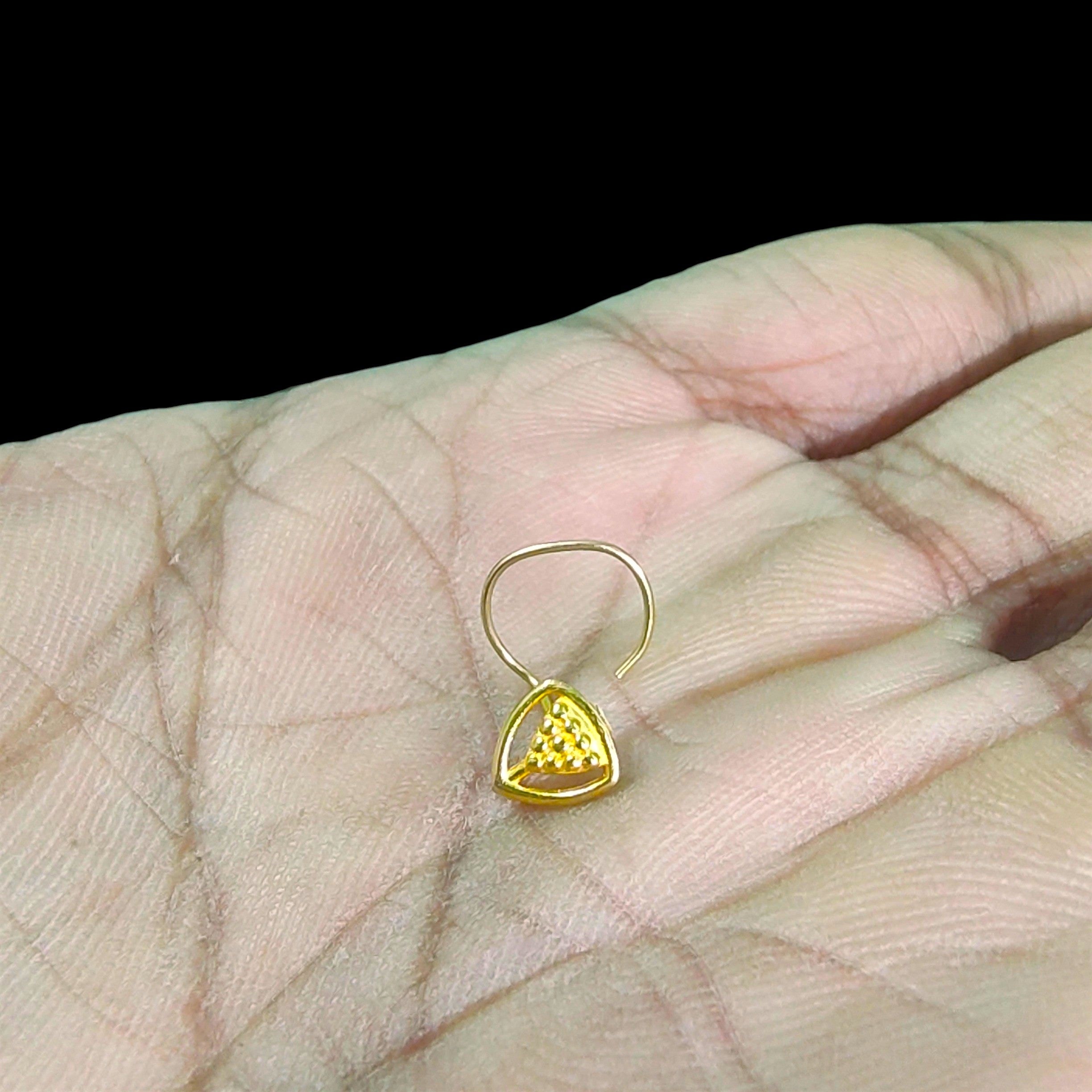 GOLD NOSEPIN- BIS CERTIFIED HUID HALLMARK 375 9KT GOLD NOSEPIN 1 PIECE FOR WOMEN (FOR REGULAR USE). SOLD ON MRP.