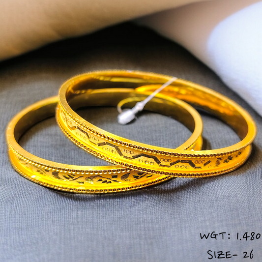 TRJ WGT: 1.480 GM APPROX (SIZE-26) 22KT HUID HALLMARK GOLD CHILA SOCKET CHURI 1 PAIR.