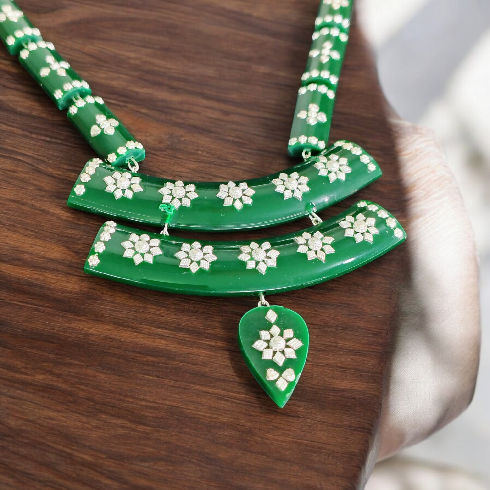 GREEN SILVER NECKLACE- CERTIFIED HALLMARK 925 SILVER POLA SITAHAR WITH EARRINGS APPROX WGT: 8.00 GM (1 PIECE) WITH TASSEL FOR BEAUTIFUL WOMEN (GET ANY DESIGN AS PER STOCK).