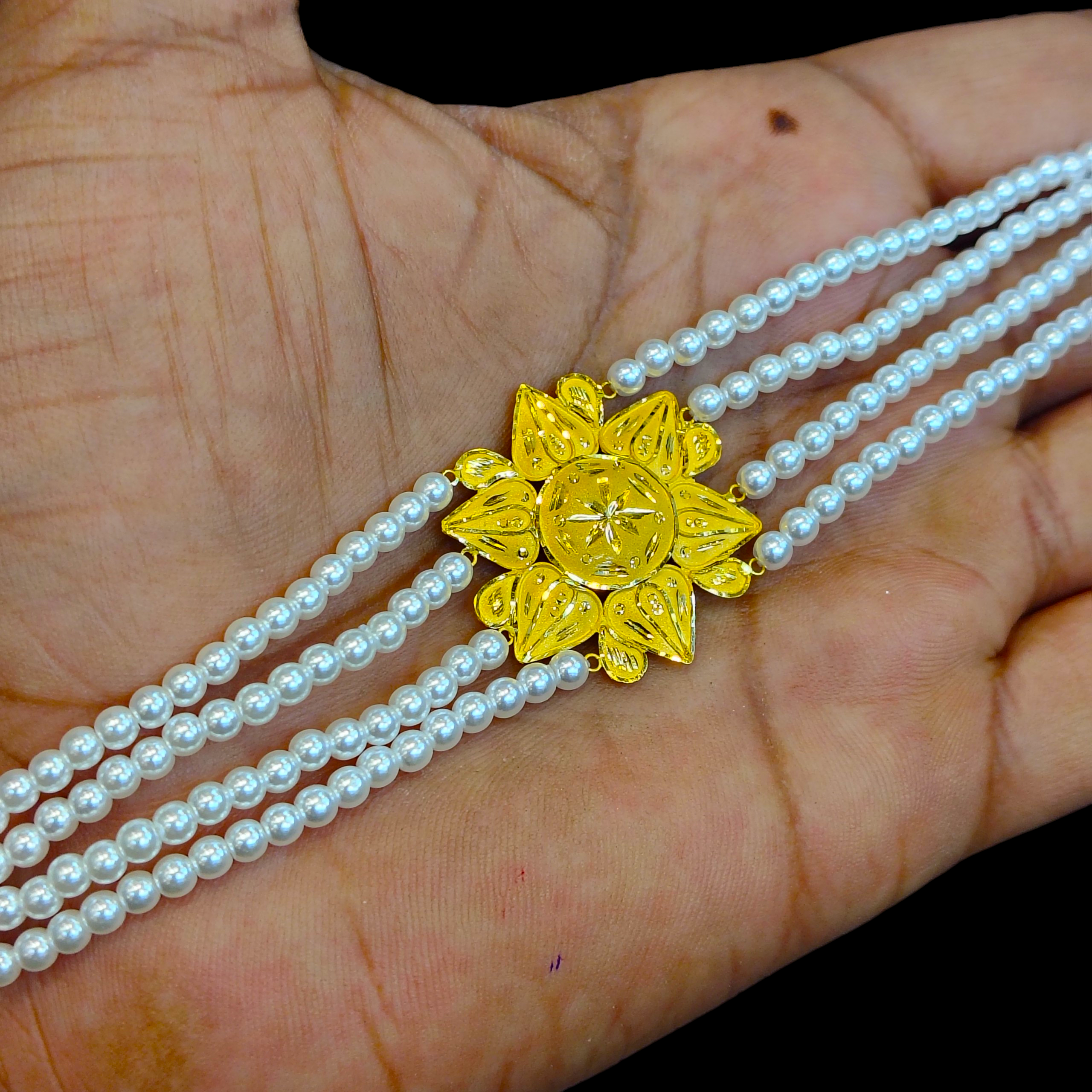 GOLD MANTASHA- RAJLAXMI WGT: 1.340 GM APPROX HUID HALLMARK 916 22KT GOLD MOTI MANTASHA WITH PEARL CHAIN FOR WOMEN.