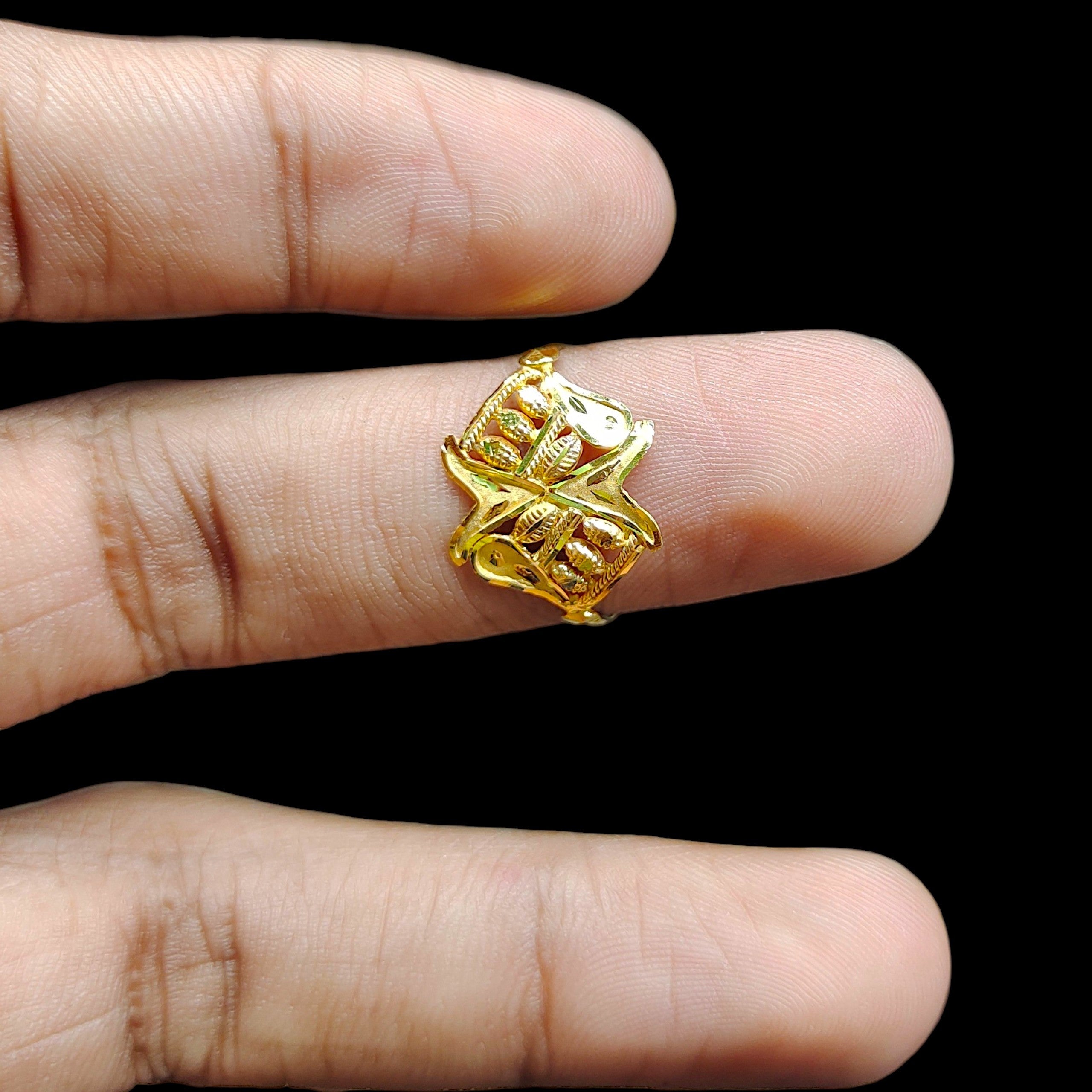 LADIES RING- (SIZE: 14) WGT: 0.630 GM APPROX BIS CERTIFIED HUID HALLMARK 9KT GOLD FINGER RING FOR WOMEN 1 PIECE. (5S4XAY)
