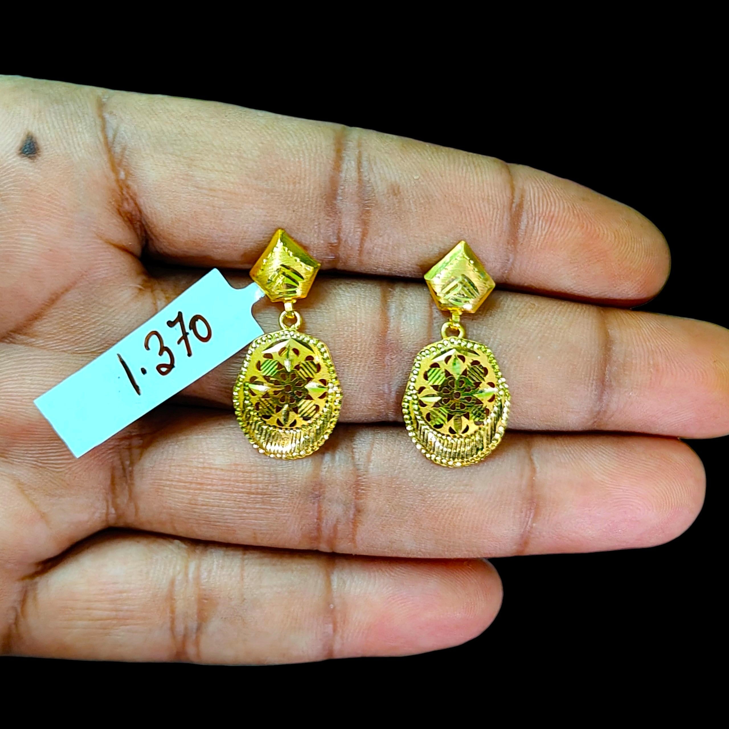GOLD EARRINGS- (WGT: 1.370 GM APPROX) BIS CERTIFIED HUID HALLMARK 9KT GOLD EARRINGS 1 PAIR FOR WOMEN (BEST FOR GIFT IN MARRIAGE).