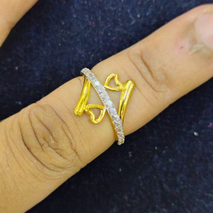 TRJ (SIZE: 10) CERTIFIED BIS HUID HALLMARK 750 18KT GOLD LADIES FINGER RING FOR WOMEN 1 PIECE (WGT: 1.040 GRAM APPROX) STUDDED WITH ITALIAN VVS QUALITY CZ STONE.