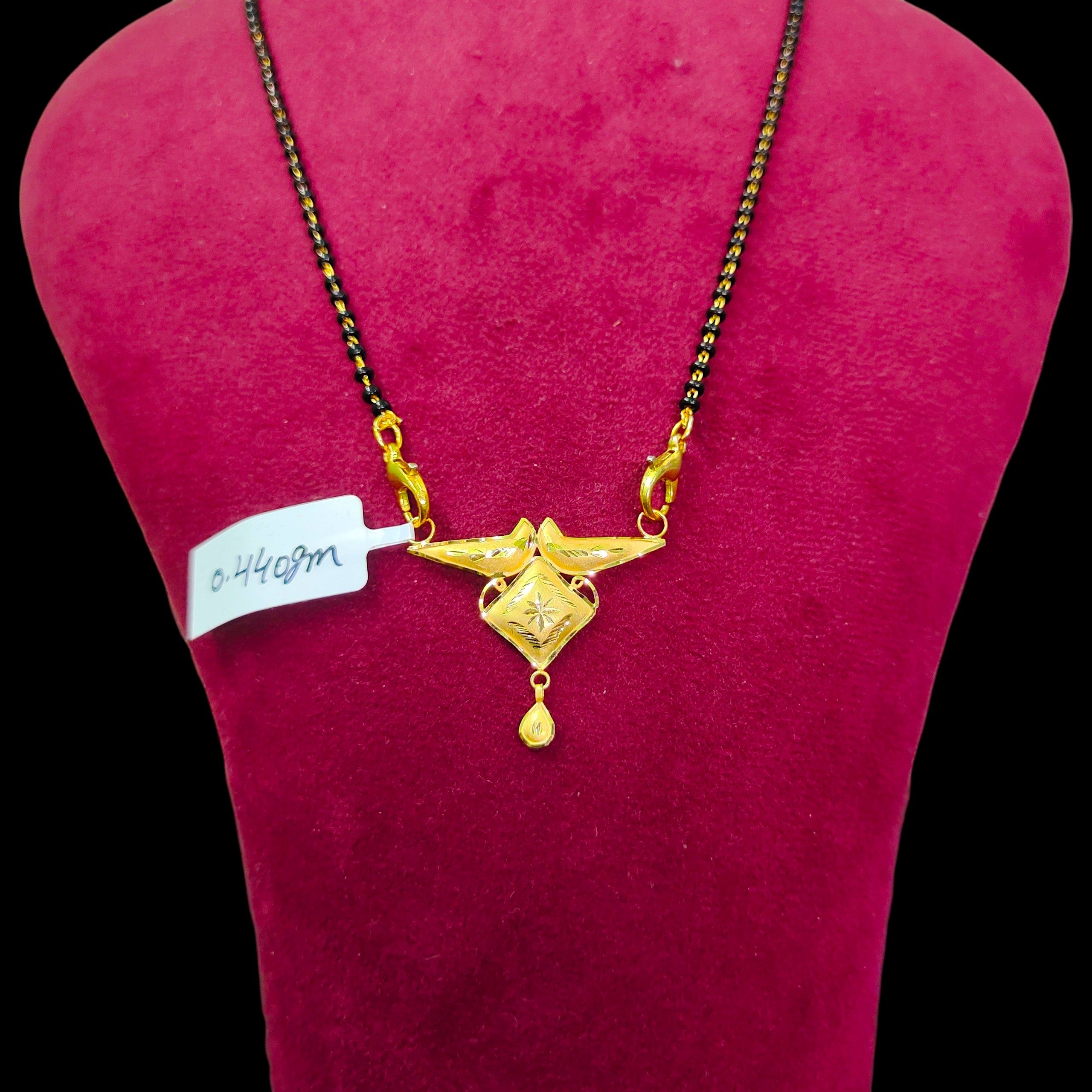 GOLD PENDANT- (WGT: 0.440 GM APPROX) BIS CERTIFIED HUID HALLMARK 375 9KT GOLD PENDANT FOR WOMEN 1 PIECE WITH FREE MANGALSUTRA & TASSEL.