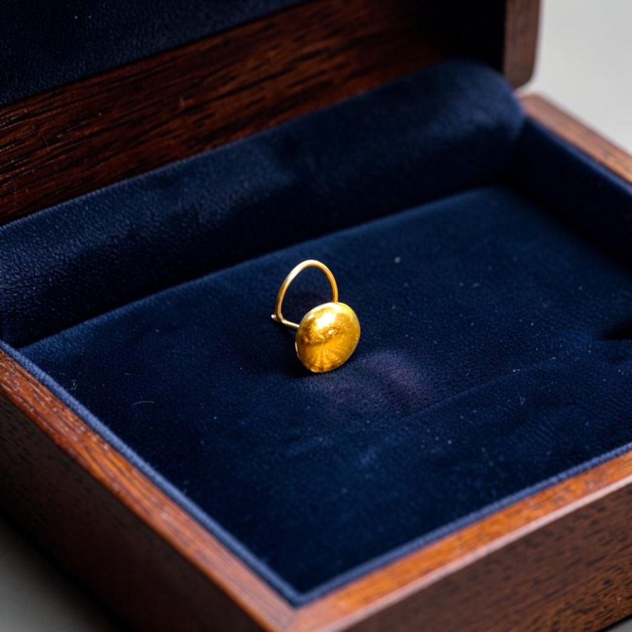 GOLD NOSEPIN- BIS CERTIFIED HUID HALLMARK 375 9KT GOLD NOSEPIN 1 PIECE FOR WOMEN (FOR REGULAR USE). SOLD ON MRP.