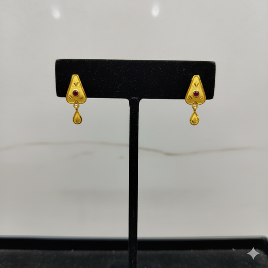 (GSE22) BIS CERTIFIED WGT: 0.640 GM APPROX HUID HALLMARK 916 22KT GOLD TOPS 1 PAIR FOR WOMEN.