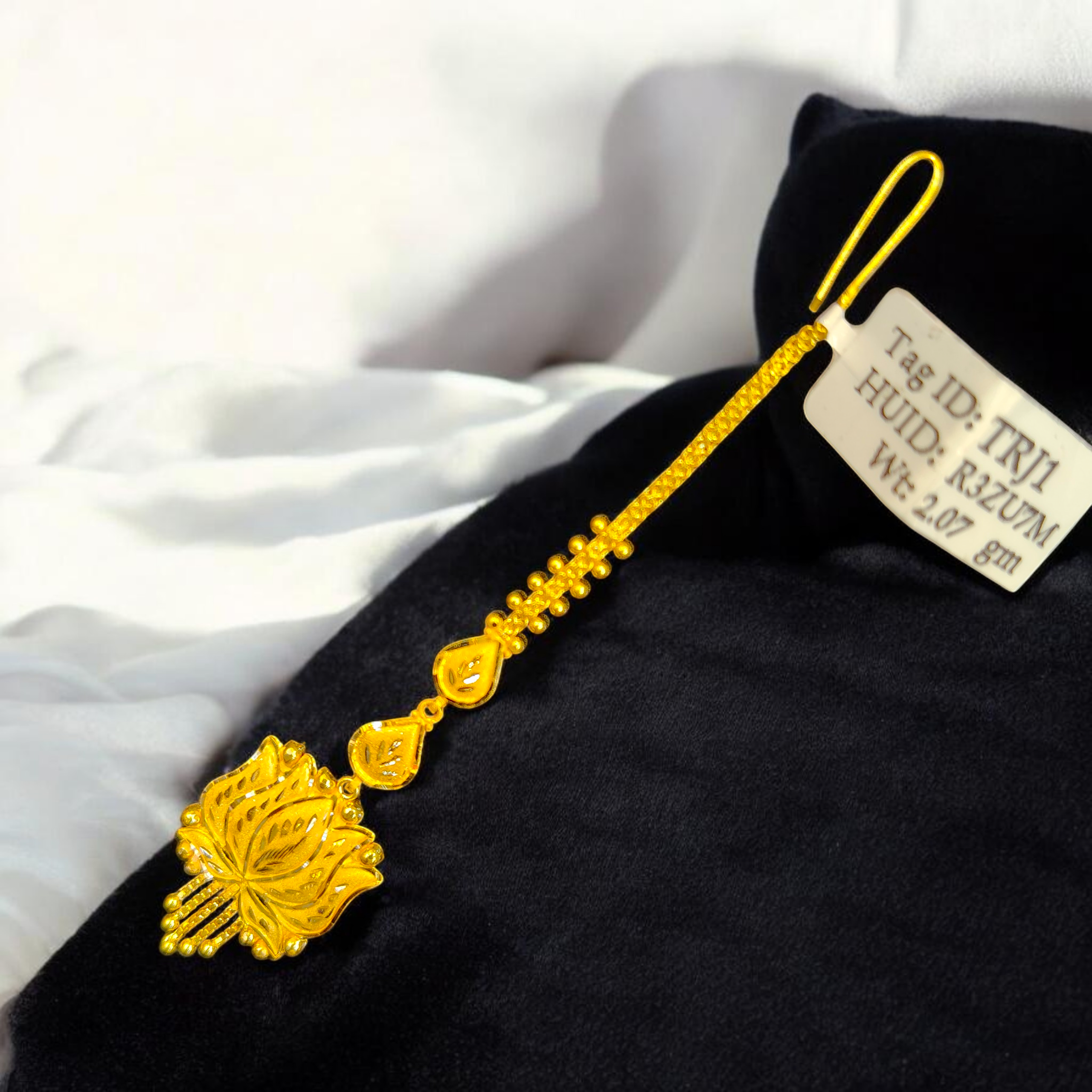 GOLD TICKLY- BIS CERTIFIED WGT: 2.070 GM APPROX HUID HALLMARK 916 22KT GOLD TICKLY (MANGTIKA) 1 PIECE FOR MARRIAGE.