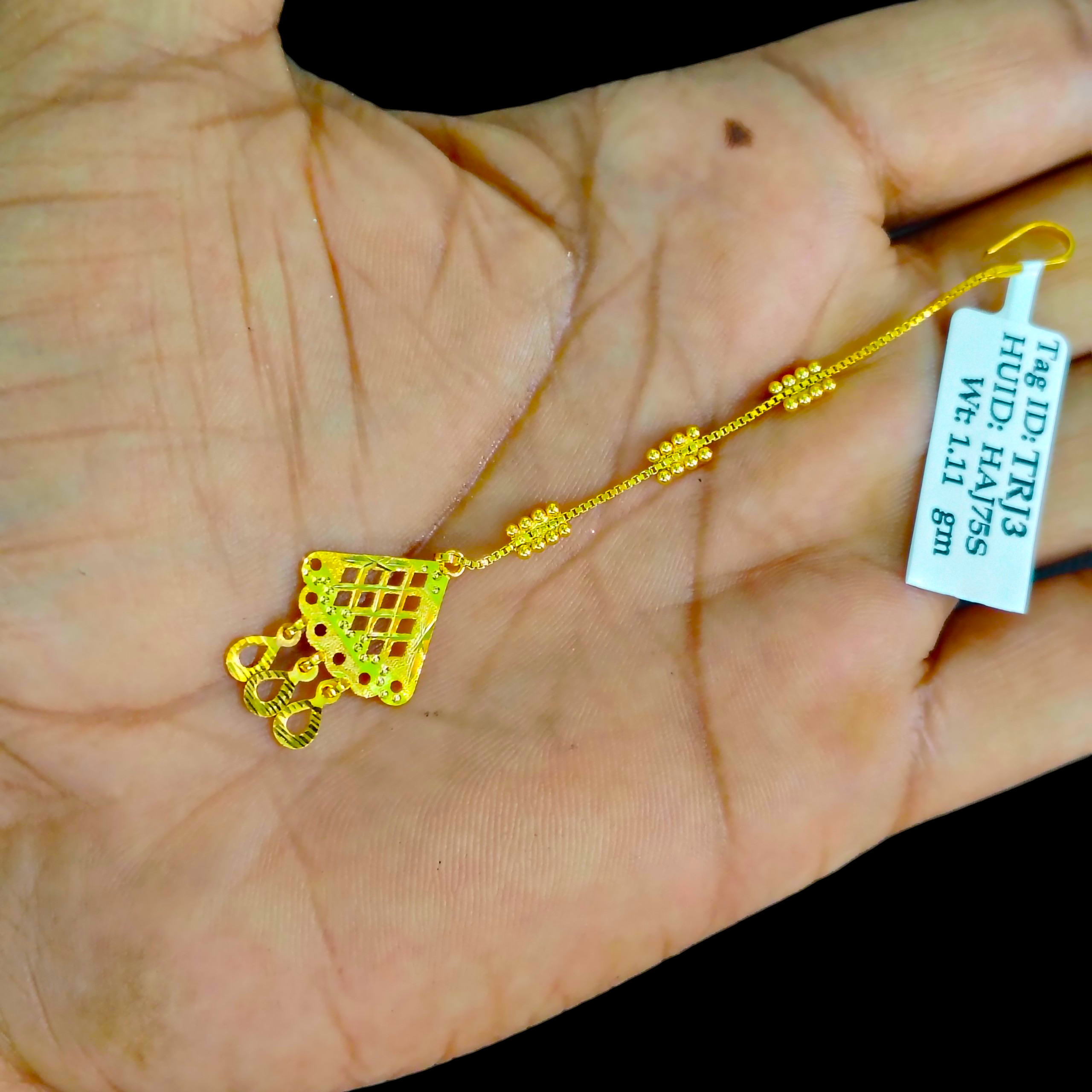 GOLD TICKLY- BIS CERTIFIED WGT: 1.110 GM APPROX HUID HALLMARK 375 9KT GOLD TICKLY (MANGTIKA) 1 PIECE FOR MARRIAGE.