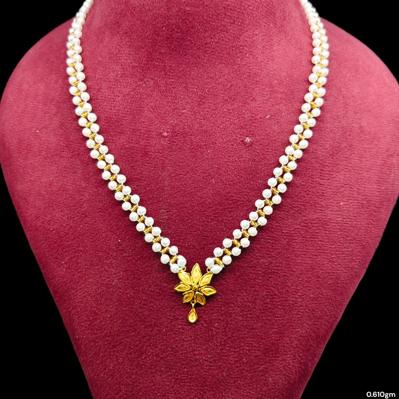 GMP22K- WGT: 0.610 GM APPROX CERTIFIED BIS HUID HALLMARK 916 22KT GOLD MOTI PENDANT 1 PIECE FOR WOMEN.