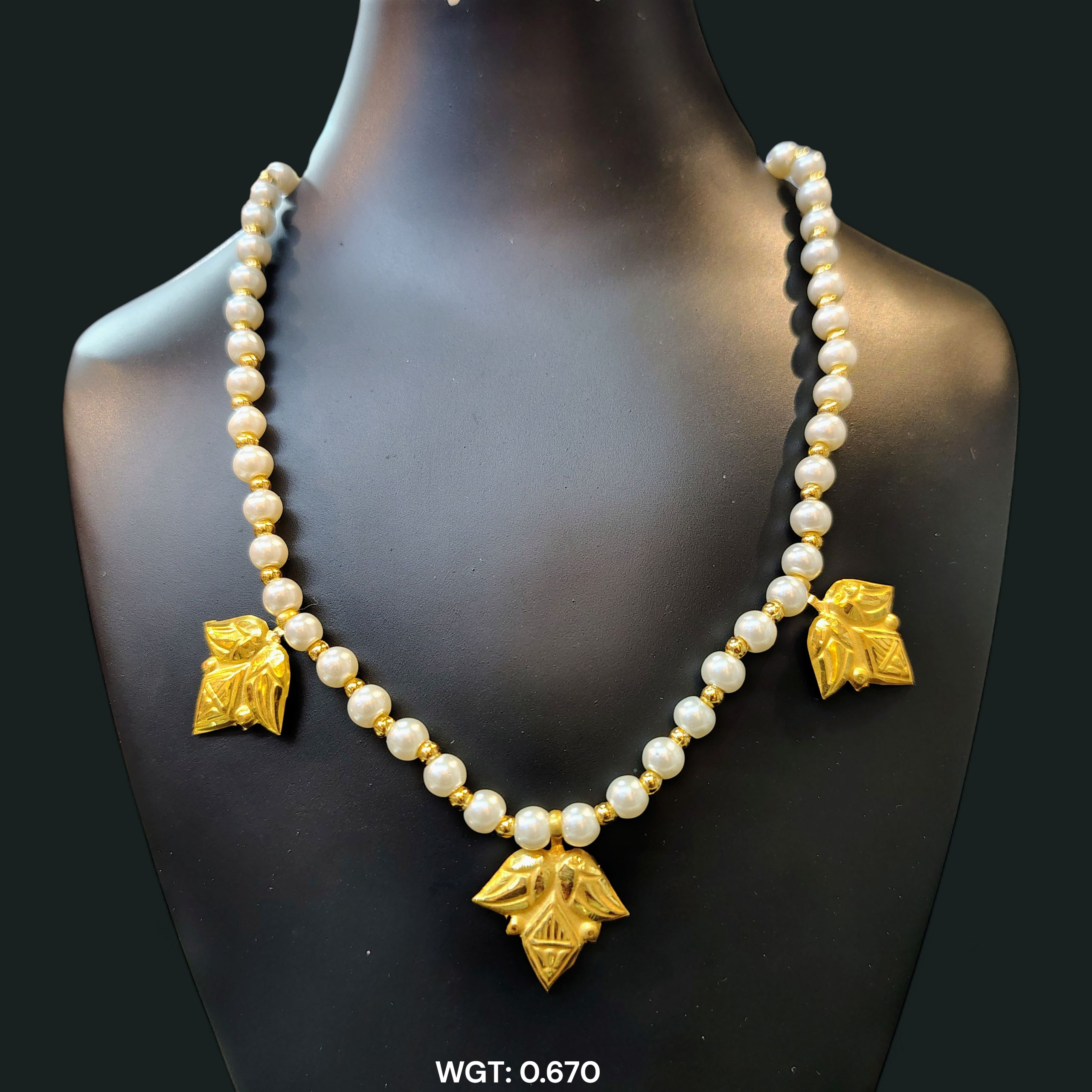 (GSH9) TRJ WGT: 0.670 GM APPROX BIS CERTIFIED HUID HALLMARK 9KT GOLD SELIHAR FOR WOMEN 1 PIECE FOR REGULAR USE.