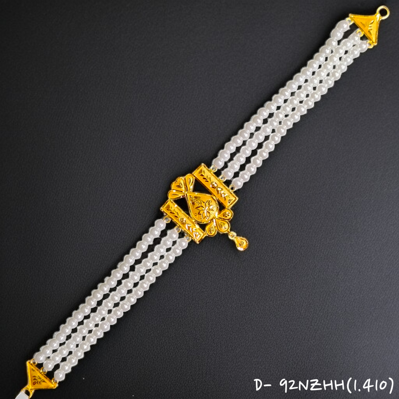 (GCN) TRJ 92NZHH WGT: 1.410 GM APPROX 22KT HALLMARK HUID GOLD MOTI CHOKER 1 PIECE WITH ADJUSTABLE TASSEL.