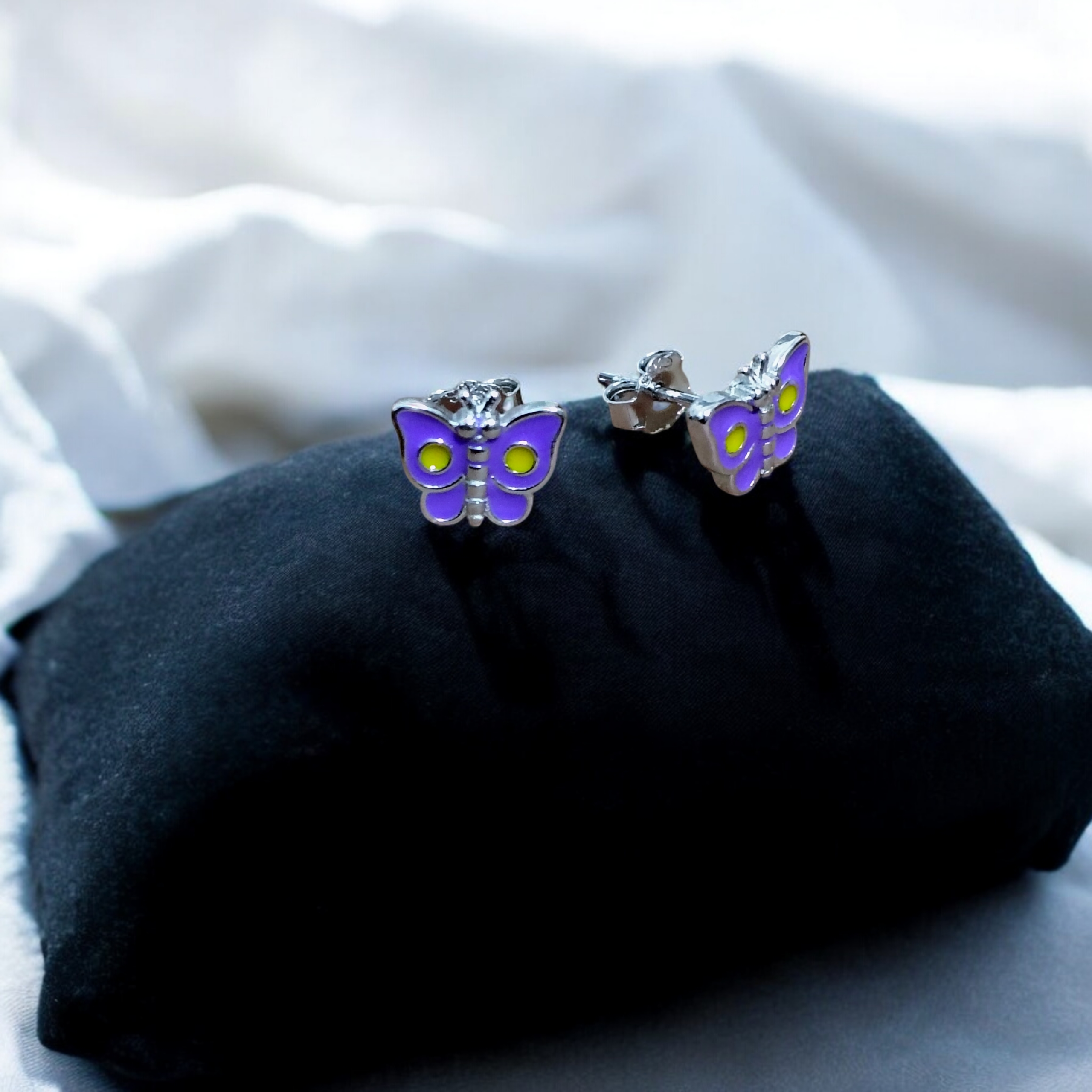 SILVER STUD - STERLING 925 HALLMARK SILVER STUD EARRINGS FOR WOMEN (1 PAIR) FOR REGULAR WEAR (SOLD ON MRP).