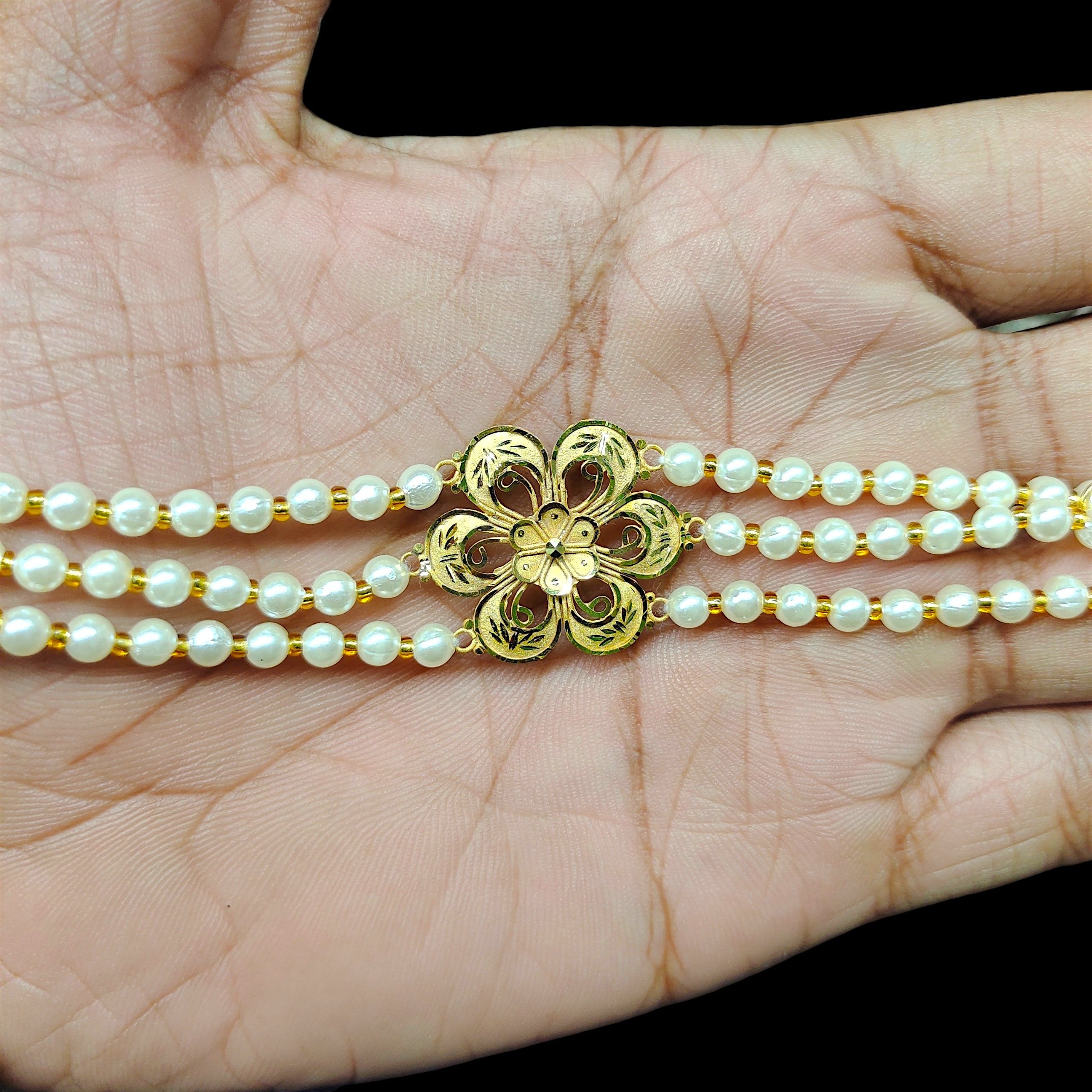 GOLD MANTASHA- (WGT: 1.170 GM APPROX) BIS CERTIFIED HUID HALLMARK 375 9KT GOLD MOTI MANTASHA WITH PEARL CHAIN FOR WOMEN.(2GWHIX)