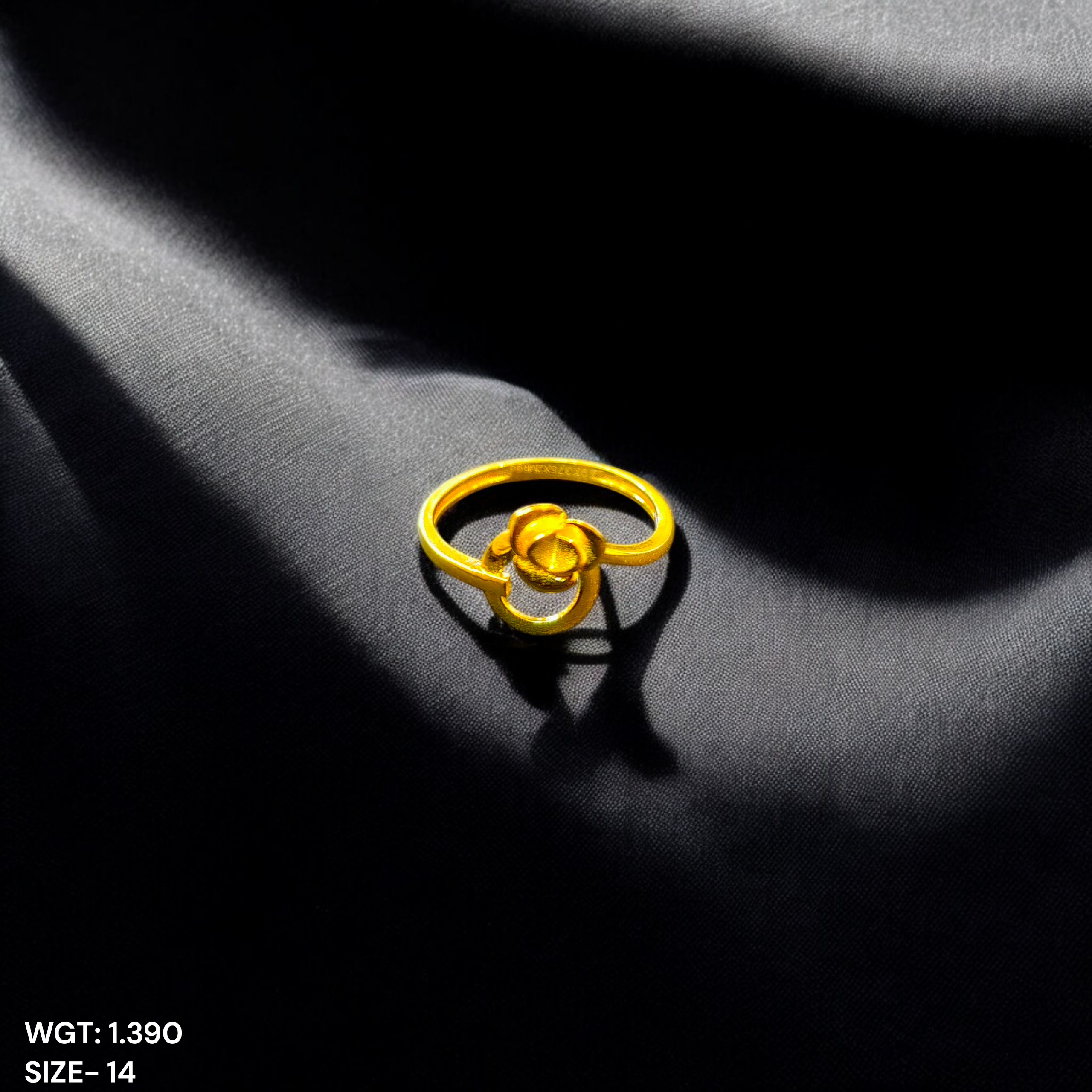 (GLFR9) TRJ (SIZE: 14) WGT: 1.390 GM APPROX BIS CERTIFIED HUID HALLMARK 9KT GOLD FINGER RING FOR WOMEN 1 PIECE FOR REGULAR USE.