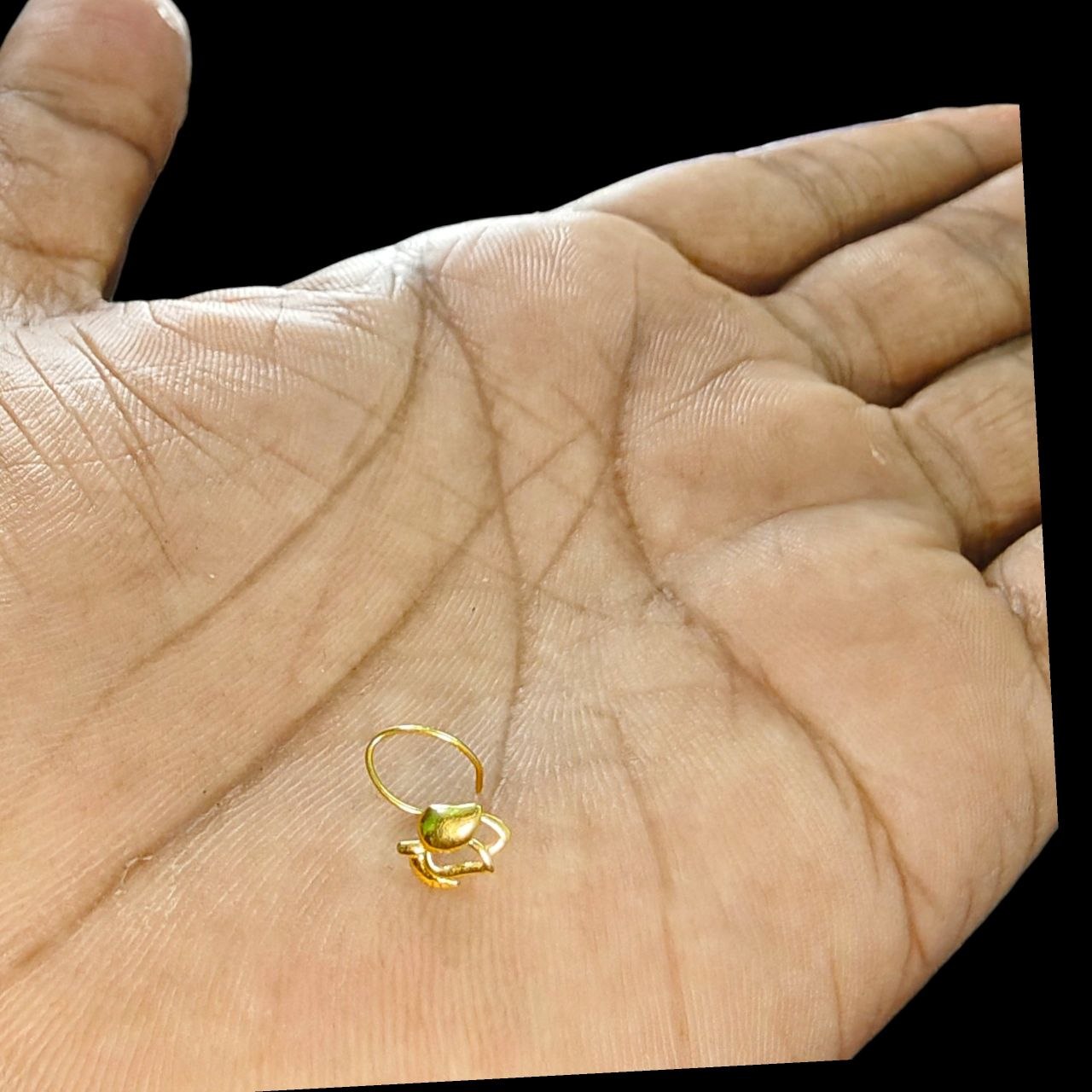GOLD NOSEPIN- BIS CERTIFIED HUID HALLMARK 375 9KT GOLD NOSEPIN 1 PIECE FOR WOMEN (FOR REGULAR USE). SOLD ON MRP.