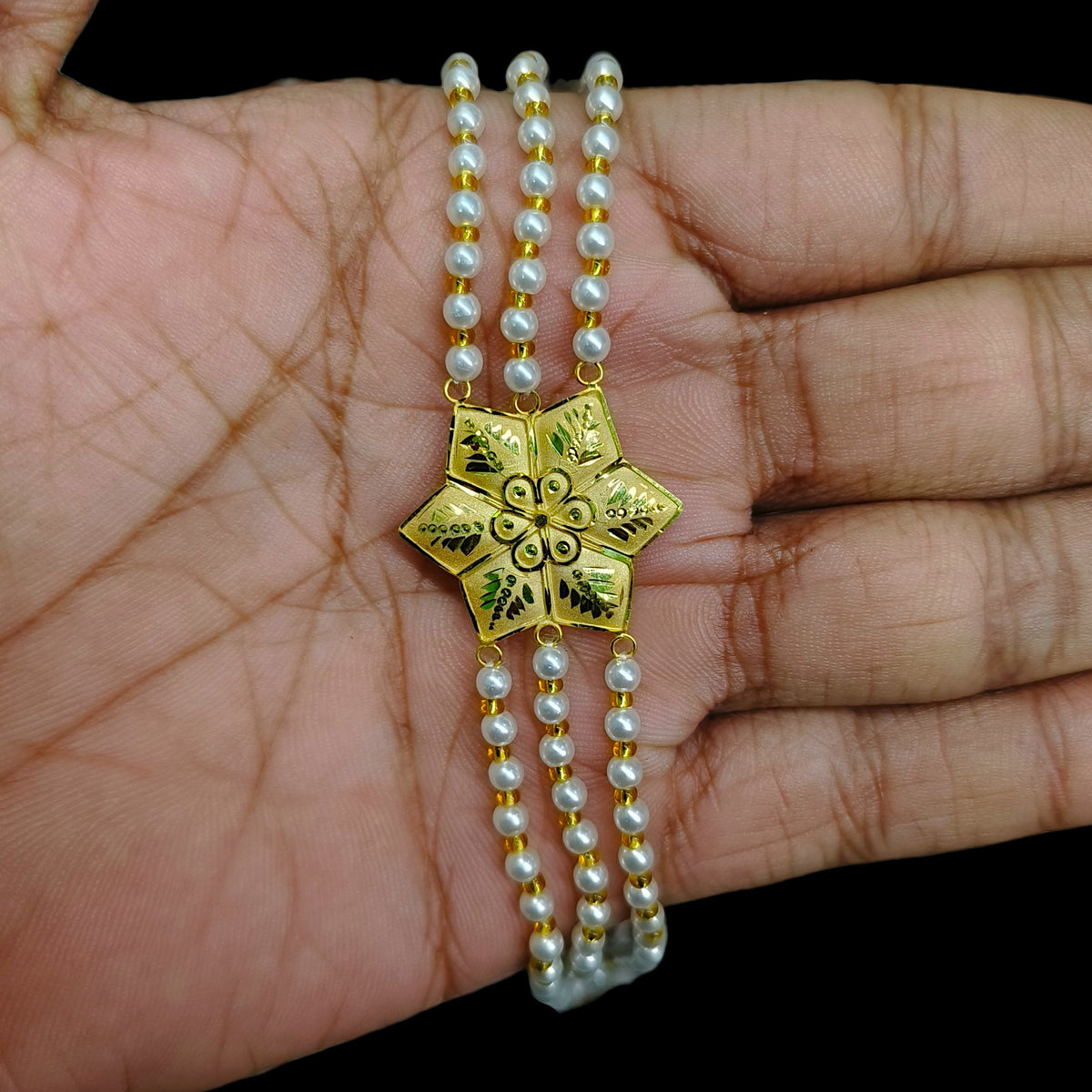 GOLD MANTASHA- (D3U784)-(WGT: 0.780 GM APPROX) BIS CERTIFIED HUID HALLMARK 375 9KT GOLD MOTI MANTASHA WITH PEARL CHAIN FOR WOMEN.