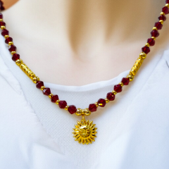 SUN DESIGN (WGT: 0.180 GM APPROX)(NON HALLMARK) KDM GOLD LOCKET 1 PIECE WITH TASSEL (50 TONCH) BEST FOR GIFT IN MARRIAGE.