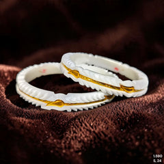 GSB9K- (P367GG)-(8XRE1L) (SIZE:24) (WGT: 1.590 GM APPROX) BIS CERTIFIED HUID HALLMARK 375 9KT GOLD SAKHA BADHANO 1 PAIR FOR WOMEN (CHILA PATH DESIGN) NOT FOR REGULAR USE.