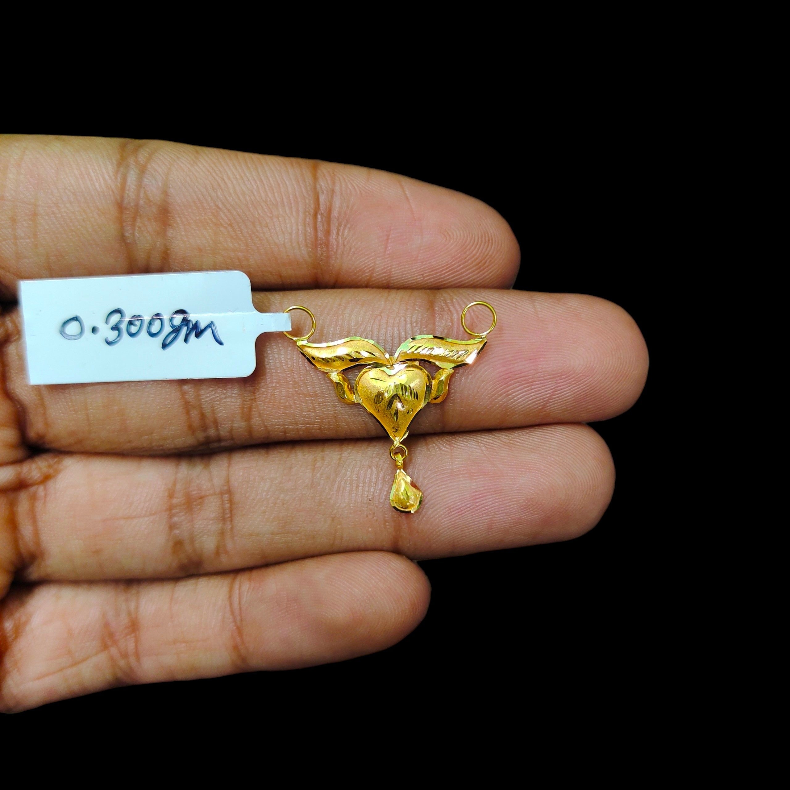 GOLD PENDANT- (WGT: 0.300 GM APPROX) BIS CERTIFIED HUID HALLMARK 375 9KT GOLD PENDANT FOR WOMEN 1 PIECE WITH FREE MANGALSUTRA & TASSEL.