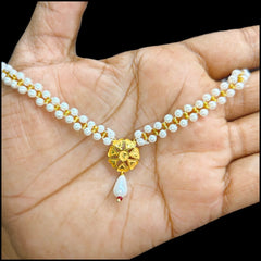 GMP22K- WGT: 0.620 GM APPROX CERTIFIED BIS HUID HALLMARK 916 22KT GOLD MOTI PENDANT 1 PIECE FOR WOMEN.