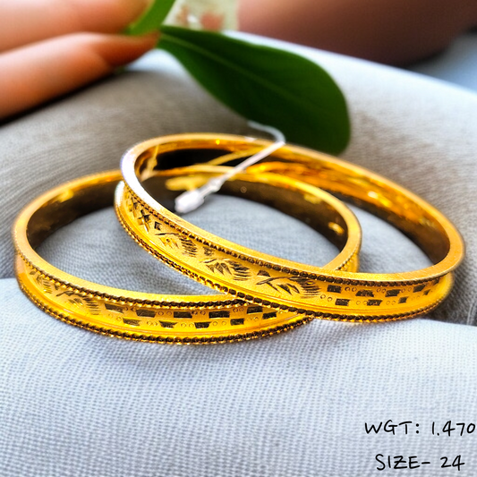 TRJ WGT: 1.470 GM APPROX (SIZE-24) 22KT HUID HALLMARK GOLD CHILA SOCKET CHURI 1 PAIR.