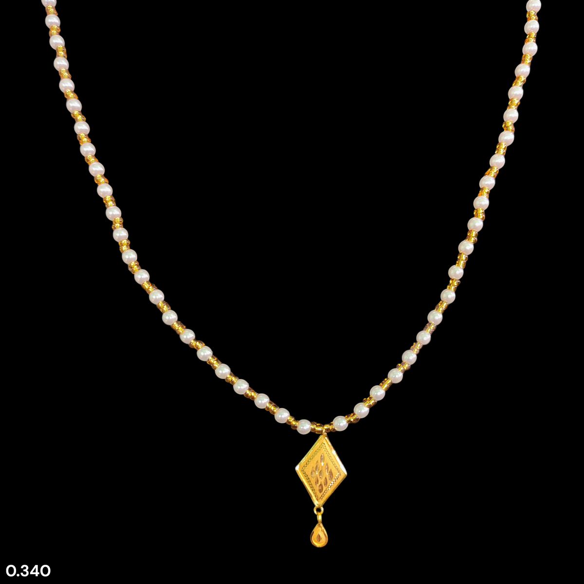 Moti Locket GOLD LOCKET- WGT: 0.340 GM APPROX BIS CERTIFIED HUID HALLMARK 22KT GOL ...