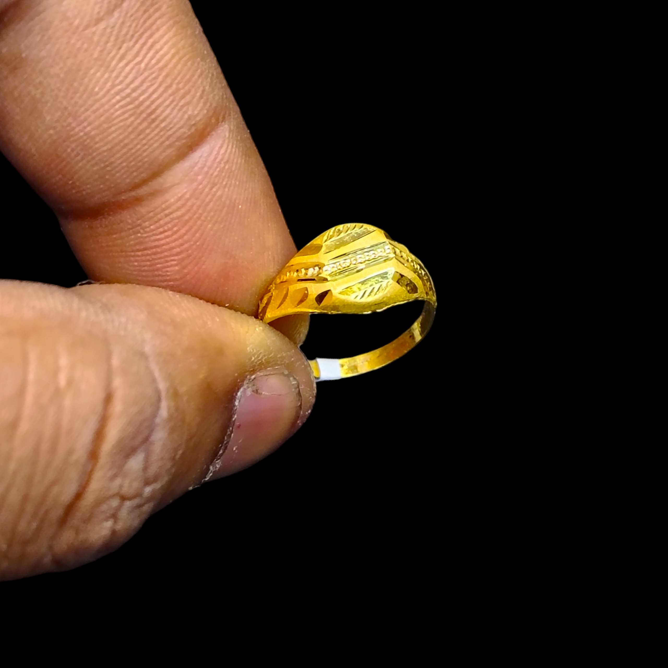 BABY JEWELLERY- TRJ WGT: 0.440 GM APPROX 375 9KT HUID HALLMARK GOLD BABY FINGER RING 1 PIECE FOR RICE CEREMONY & BIRTHDAY.