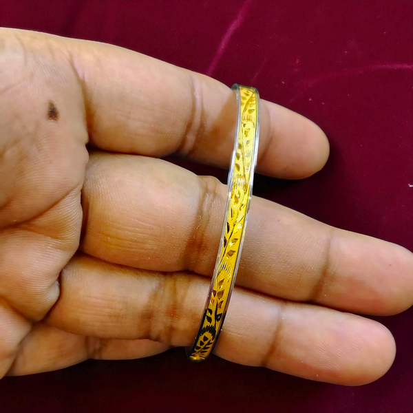 TRJ (SIZE: 23) WGT: 0.900 GM APPROX 22KT HUID HALLMARK GOLD NOA BANGLES (LAZER CHILA) 1 PIECE.