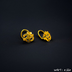 RAJLAXMI WGT: 0.660 GM APPROX HUID HALLMARK 916 22KT GOLD EAR TOPS STUD 1 PAIR FOR REGULAR USE.