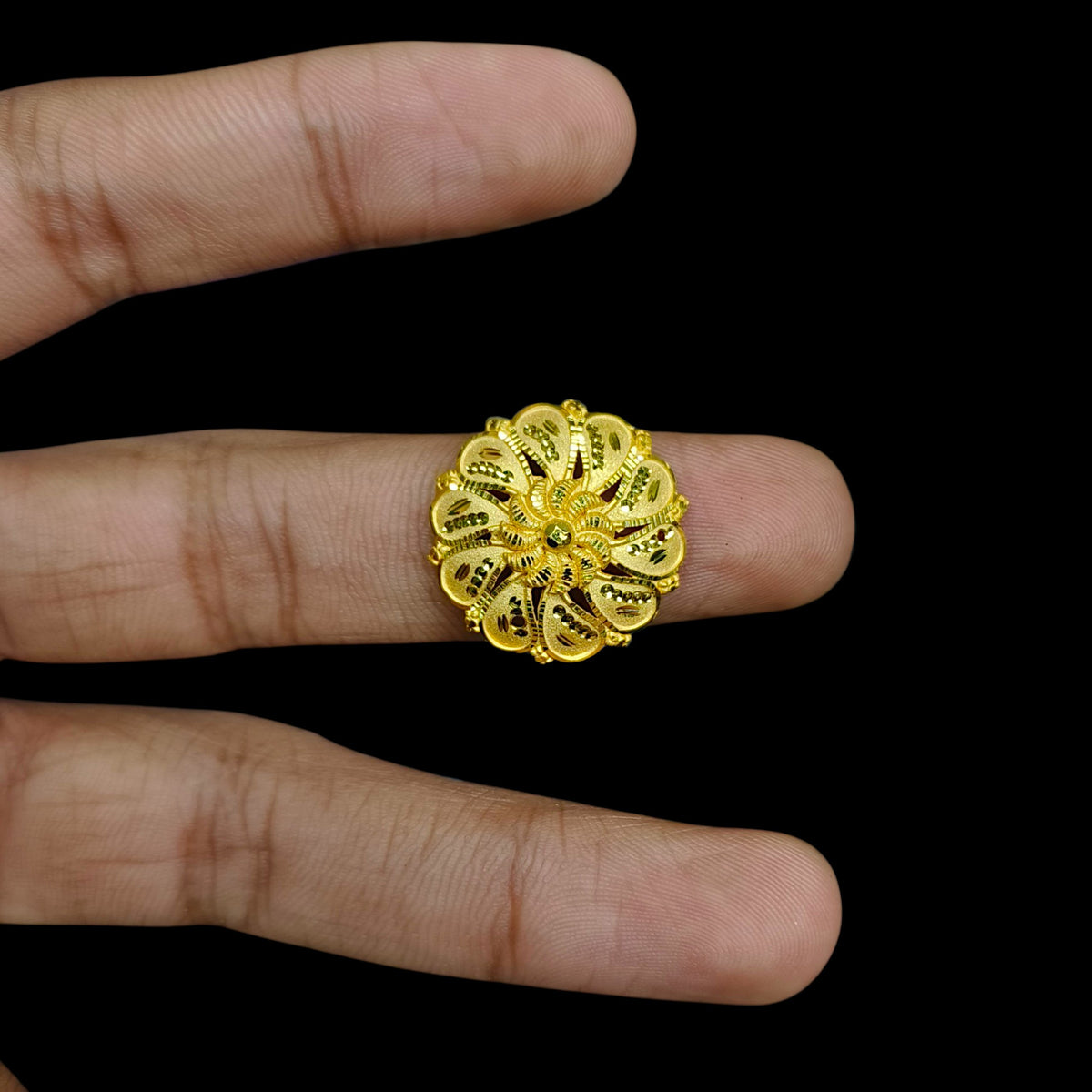 LADIES RING (B663XE)-(SIZE: ADJUSTABLE ) WGT: 1.700 GM APPROX BIS CERTIFIED HUID HALLMARK 375 9KT GOLD RING FOR WOMEN 1 PIECE.