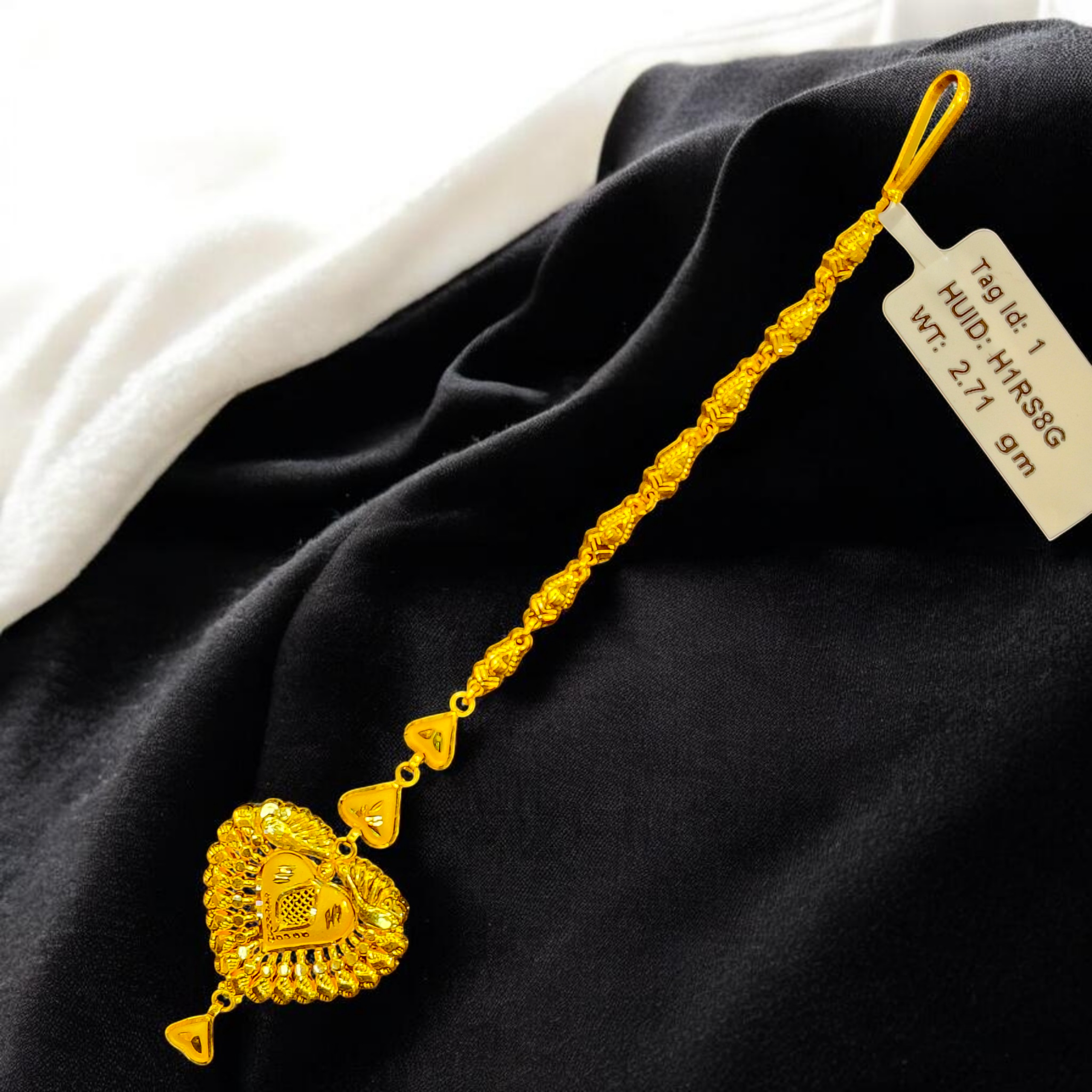 GOLD TICKLY- BIS CERTIFIED WGT: 2.710 GM APPROX HUID HALLMARK 916 22KT GOLD TICKLY (MANGTIKA) 1 PIECE FOR MARRIAGE.