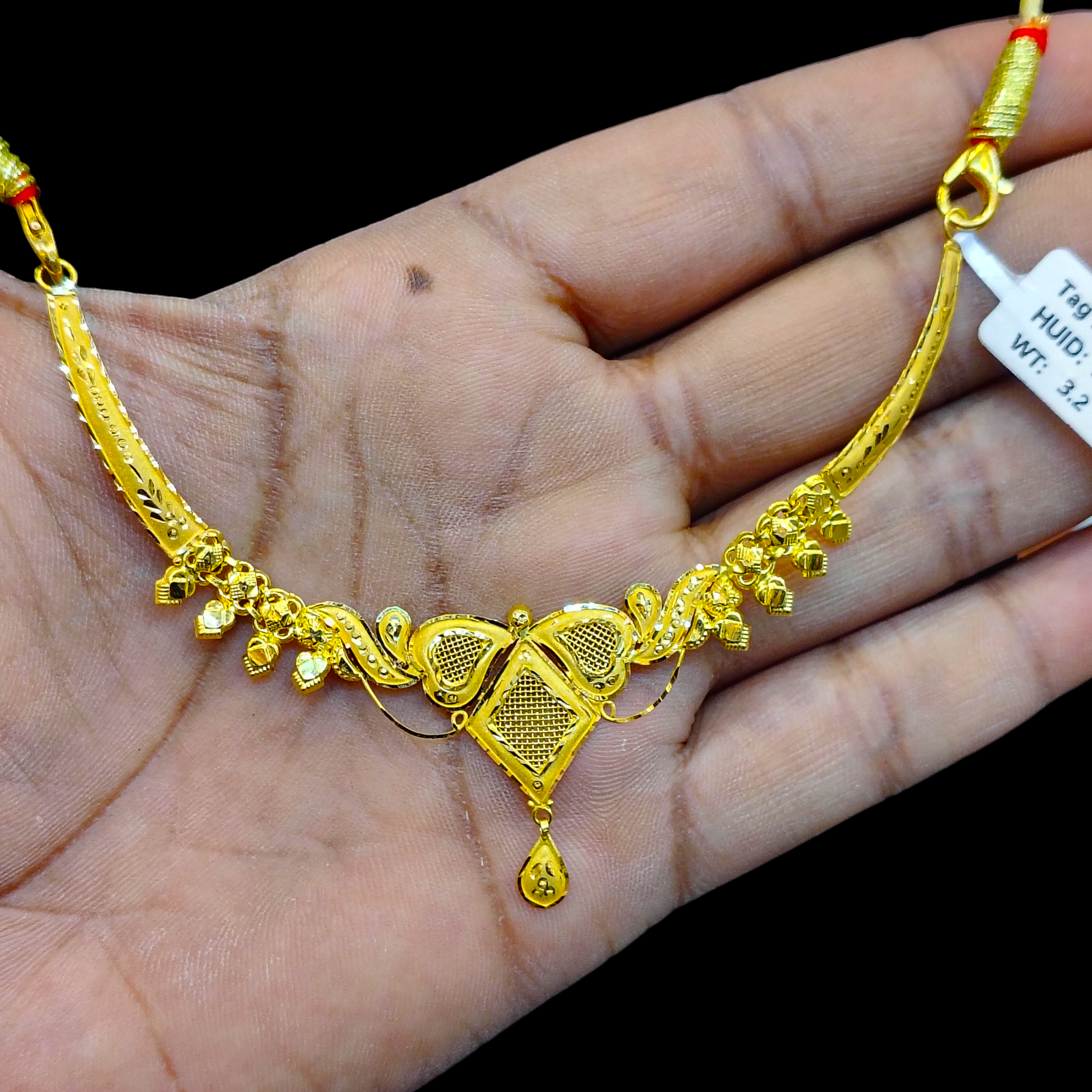 GOLD CHOKER NECKLACE- WGT: 3.200 BIS CERTIFIED HUID HALLMARK 916 22KT GOLD NECKLACE 1 PIECE WITH FREE ADJUSTABLE TASSEL FOR WOMEN.