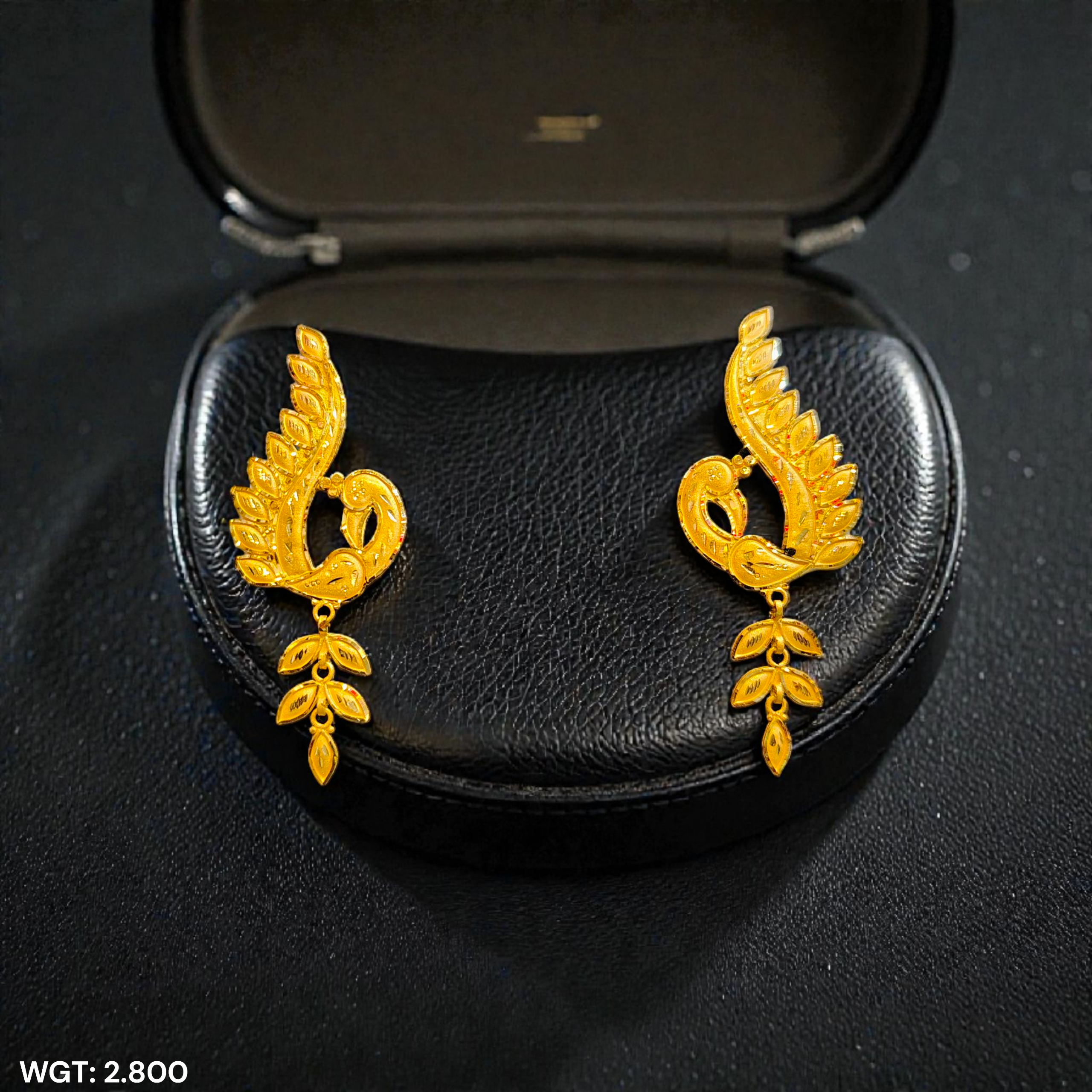 (GER22) BIS CERTIFIED WGT: 2.800 GM APPROX HUID HALLMARK 916 22KT GOLD EARRINGS KANBALA 1 PAIR FOR WOMEN.