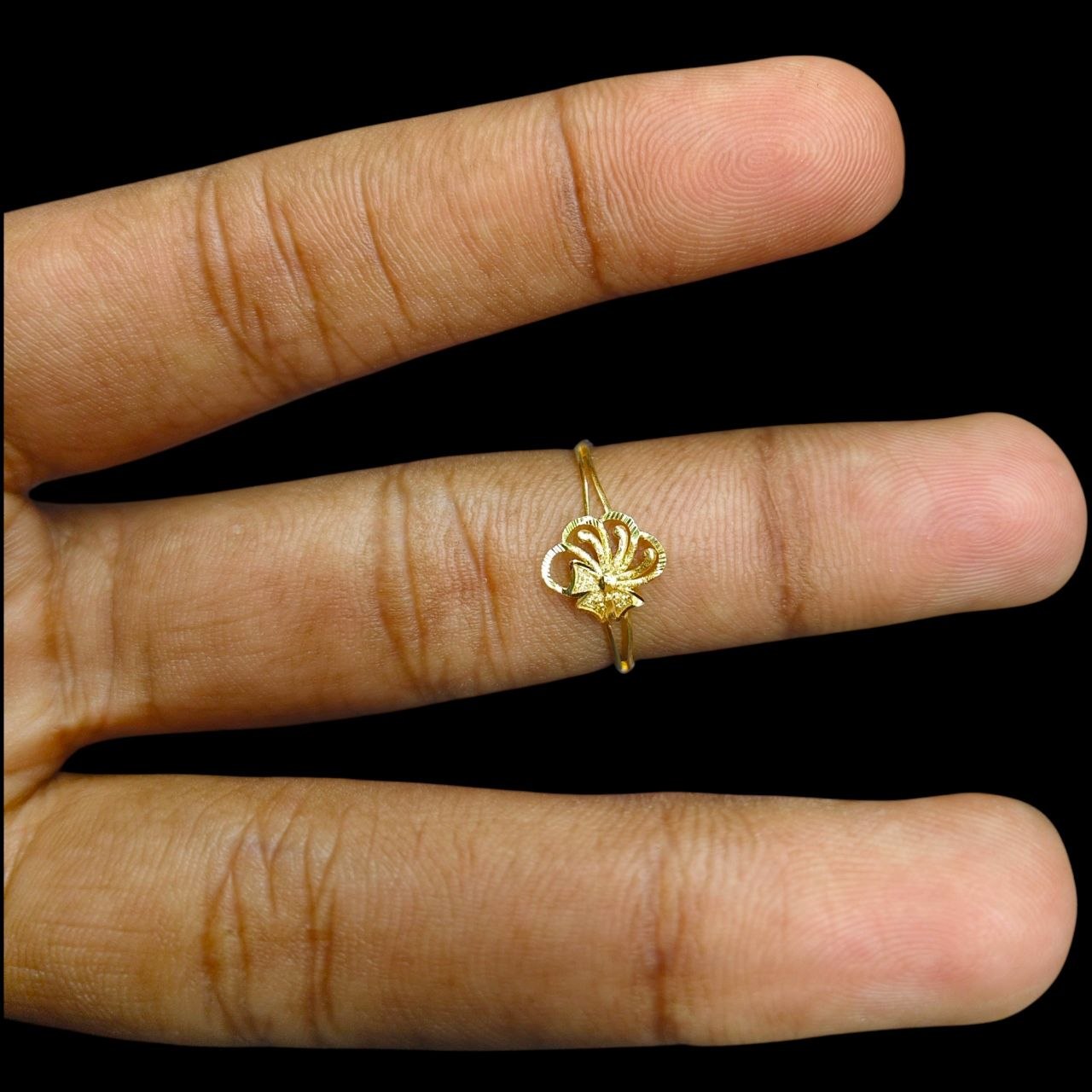 LADIES RING- (SIZE: 14) WGT: 1.090 GM APPROX BIS CERTIFIED HUID HALLMARK 916 22KT GOLD RING FOR WOMEN 1 PIECE.