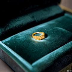 BABY JEWELLERY- TRJ WGT: 0.240 GM APPROX 375 9KT HUID HALLMARK GOLD BABY FINGER RING 1 PIECE FOR RICE CEREMONY & BIRTHDAY.(ERGXVU)