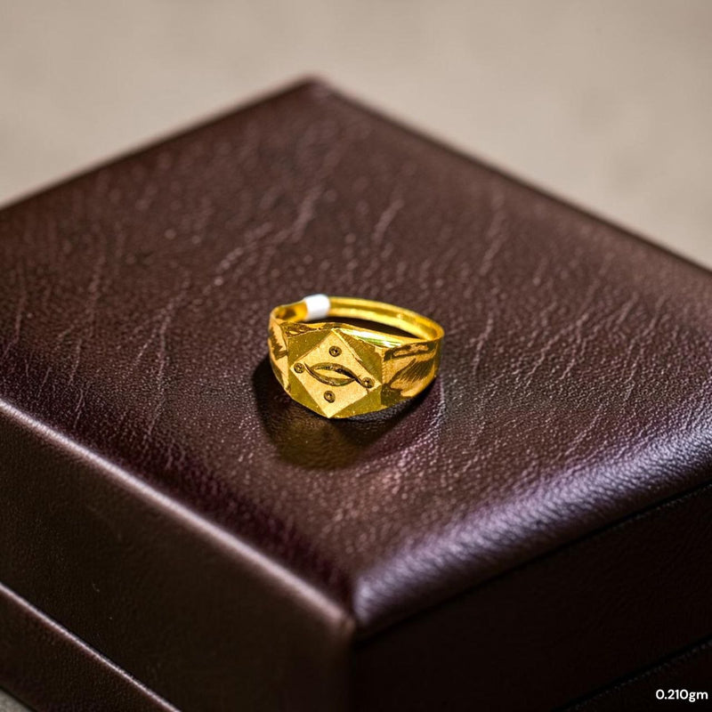 BABY JEWELLERY- TRJ WGT: 0.210 GM APPROX 375 9KT HUID HALLMARK GOLD BABY FINGER RING 1 PIECE FOR RICE CEREMONY & BIRTHDAY.(BKBP4N)