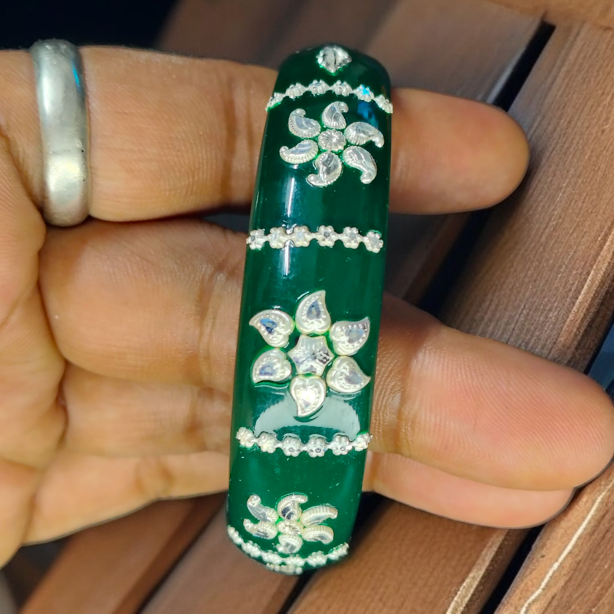 (SSP) (SIZE- 25) GREEN PASTING DESIGN 925 ORIGINAL SILVER POLA BANGLES FOR WOMEN 1 PC - SOLD AS MRP BY RAJLAXMI.