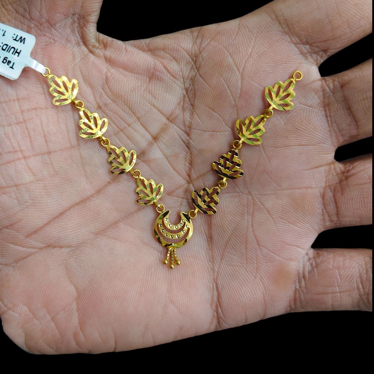 GOLD CHOKER NECKLACE-(WGT: 1.170 GM APPROX) BIS CERTIFIED HUID HALLMARK 9KT GOLD NECKLACE 1 PIECE FOR WOMEN.