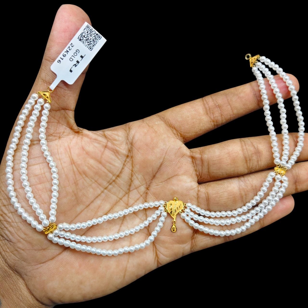GOLD MOTI HAR- (WGT: 0.610 GM APPROX) CERTIFIED BIS HALLMARK HUID 22KT GOLD MOTI NECKLACE 1 PIECE WITH ADJUSTABLE TASSEL.