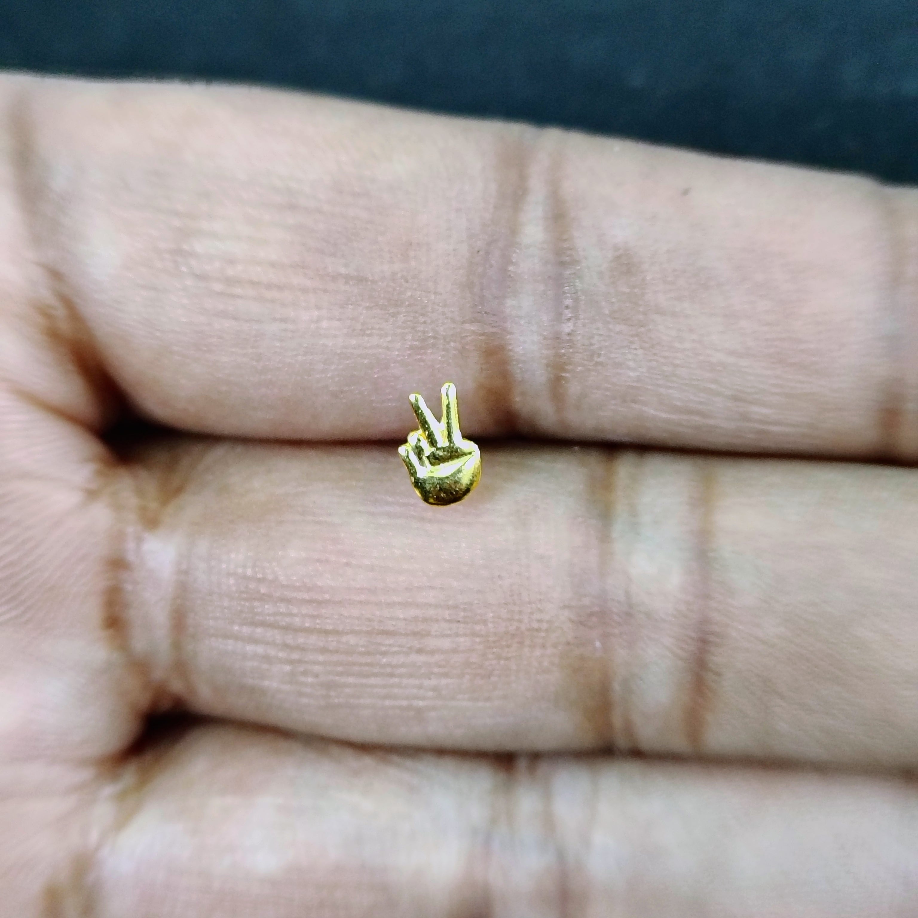 STUD EARRING BOYS- WGT: 0.220 GM APPROX BIS CERTIFIED HUID HALLMARK 9KT GOLD STUD EARRINGS FOR MEN (SINGLE PIECE) FOR REGULAR USE.