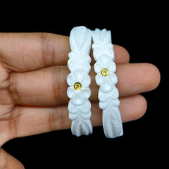 GSB9K- (GK36UN)-(BR8ZGP) (SIZE:23) (WGT: 0.210 GM APPROX) BIS CERTIFIED HUID HALLMARK 375 9KT GOLD SAKHA BADHANO 1 PAIR FOR WOMEN NOT FOR REGULAR USE.