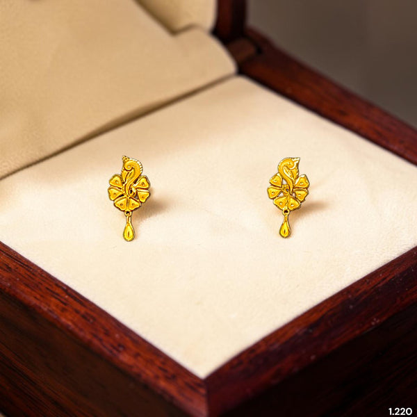 GOLD EARRINGS- (7H7NUJ)-(7RIFJR) (WGT: 1.220 GM APPROX) BIS CERTIFIED HUID HALLMARK 916 22KT GOLD EARRINGS 1 PAIR FOR WOMEN.