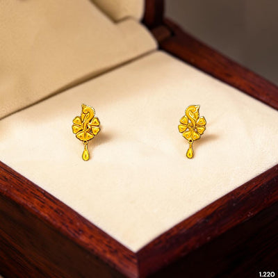 GOLD EARRINGS- (7H7NUJ)-(7RIFJR) (WGT: 1.220 GM APPROX) BIS CERTIFIED HUID HALLMARK 916 22KT GOLD EARRINGS 1 PAIR FOR WOMEN.
